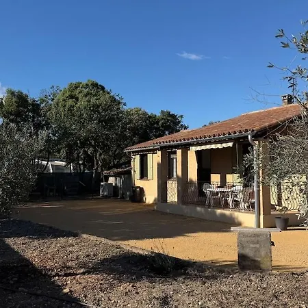 Le Clos De Jeannot Family House Nyaraló *